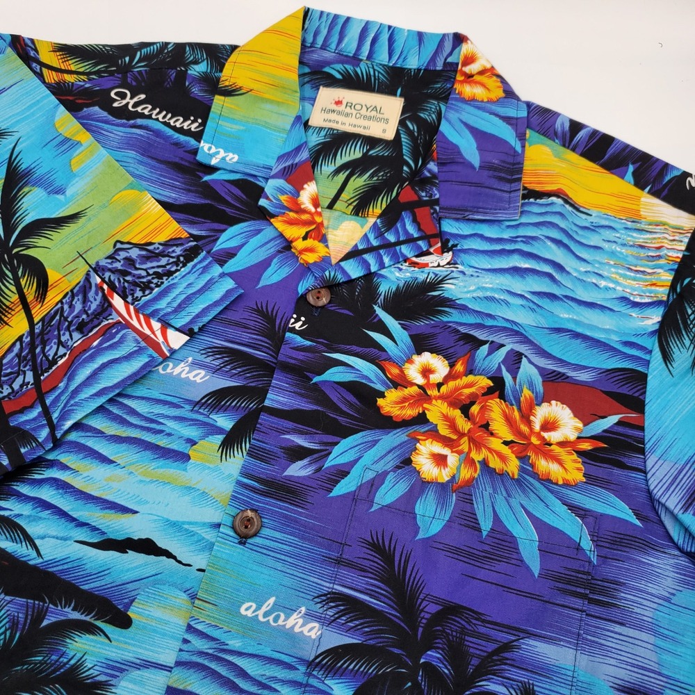 Royal Hawaiian Creations Mens Small Blue  Scenic Aloha Shirt Made in Hawaii